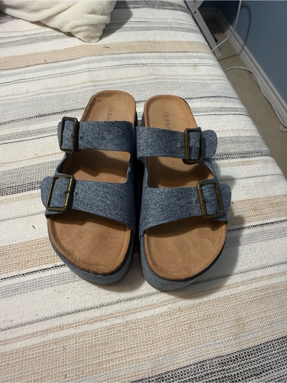 Womens Flatform Denim Double-Buckle Slide Wedges - Blue